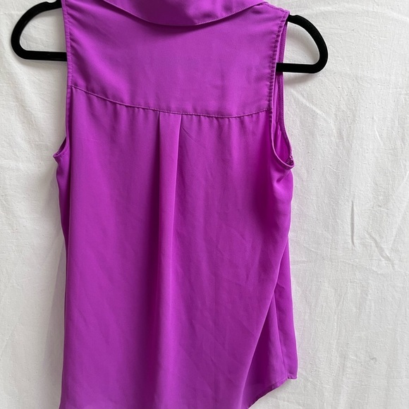 Xpress women’s Size small petite sleeveless button down blouse with collar - Picture 6 of 6